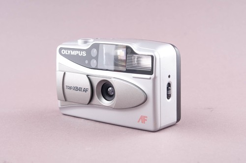 Cámara fotográfica compacta Olympus Trip XB41AF cuarzo fecha 35 mm - Imagen 2 de 11