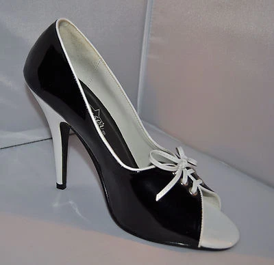 Escarpins noir et blanc vernis Pleaser- T39/39,5 (US9) - Photo 1/4