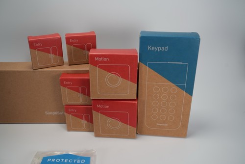SimpliSafe 10 Piece Wireless Home Security System With Indoor Camera & Panic NEW - Picture 4 of 7