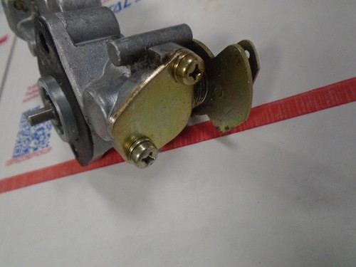 Kawasaki H2 750 Triple Oil Injection Pump Nice H2 B For Parts H2B C - Picture 6 of 7