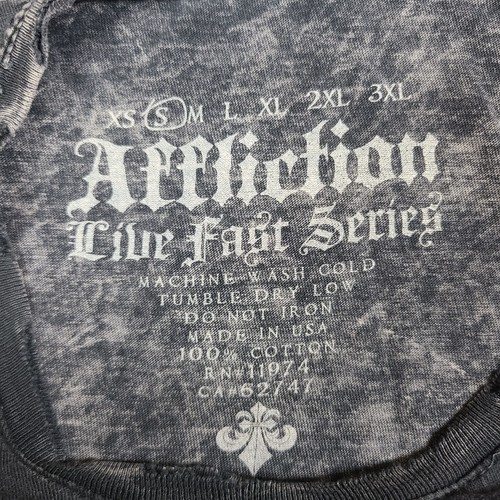 Affliction Y2K Skull Half Graphic Wrap Around AOP T-Shirt Size Small Grunge MMA - Picture 5 of 10