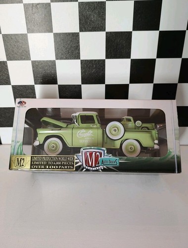 🔖M2 machines 1958 Chevrolet Apache step side Walmart exclusive 1/24 Scale