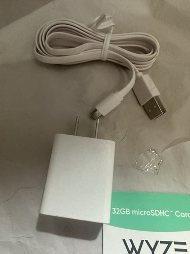 New Wyze Cam v3 With 32GB SD Indoor/Outdoor Wifi 1080pSecurity Cam B2 - Picture 5 of 5