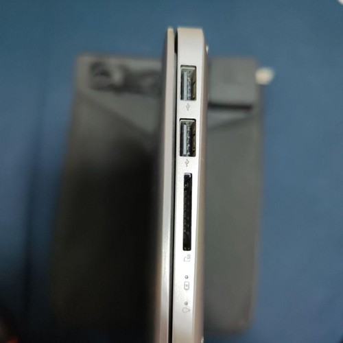 Asus UX310UAK Laptop/20GB/SSD512 GB/i3-7100U/13.3 inch Used - Picture 3 of 11