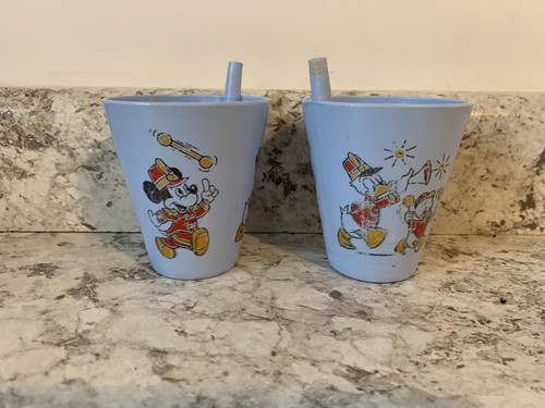 Vintage Disney on Parade Mickey Mouse Pluto Plastikbecher aus Strohhalm von Adler - Bild 2 von 6