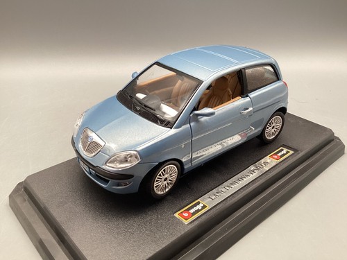 Modellautos 1:24 Bburago Star Collection Lancia Nuova Ypsilon in OVP - Bild 2 von 9
