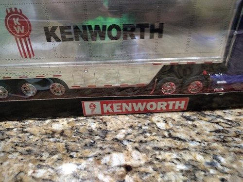 New Ray Long Haul Collection 1:32 Kenworth T2000 Diecast New In Box - Picture 10 of 18