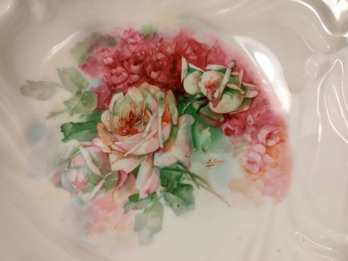 J.S.V. BAVARIA GERMANY 11" SERVING BOWL-ROSES-LUSTRE GLAZE SCALLOPED PEACH - Picture 3 of 5