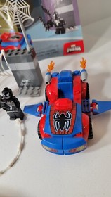 LEGO Juniors Marvel Spider-Man Hideout 10687 Spiderman Car 10665