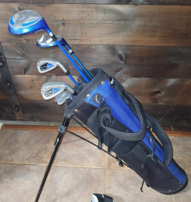Cougar XC-3 Kids Golf Club Set Standing Bag Juniors aged 8
