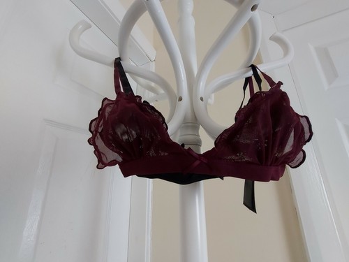 Bra“H&M”Soft Bra 2 Pack Black and Burgundy Colour Size:8 (UK)Eur 34,FR 34,US 4 - Picture 4 of 11