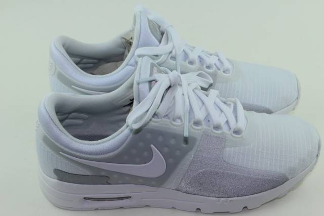 NIKE AIR MAX ZERO SI WOMAN SIZE 7.5 GREY NEW WHITE GREY 7.5 COMFORTABLE LIGHTWEIGHT 0cfefb NIKE AIR MAX ZERO SI WOMAN SIZE 7.5 GREY NEW WHITE GREY 7.5 COMFORTABLE LIGHTWEIGHT 0cfefb