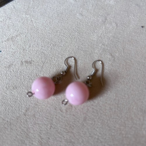 Retro Pink Plastic Ball Earrings Dangle Drop Statement earring 90s y2k - Picture 7 of 10