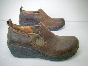 Born-B-O-C-Brown-Stefana-Leather-Clogs-7M