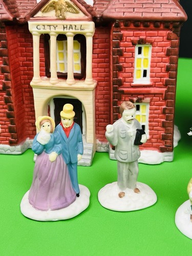 VTG 9 Piece Christmas Town Hall Church Figurines Tree Lights Village Collection - Picture 4 of 24