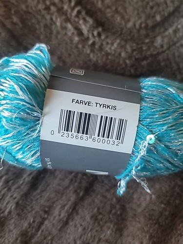8 Skeins New NOTE yarn - Picture 4 of 7