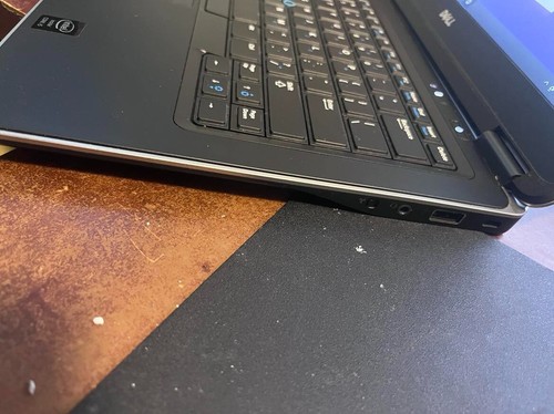 Bonita Laptop Dell 14" Windows 10/4GB- 128GB SSD/I5 4ª Gen 2.60, HDMI - GARANTÍA - Imagen 4 de 8