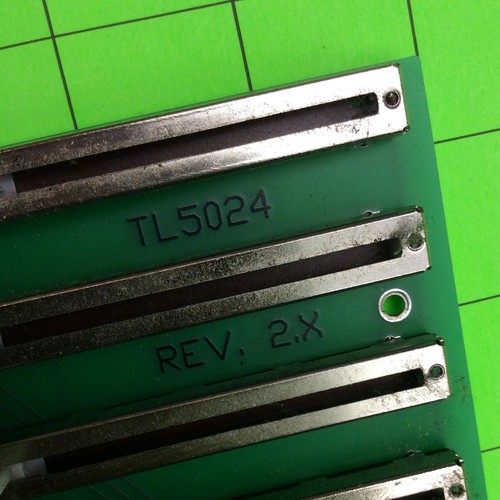BROKEN Lightronics TL-5024 Lighting Controller Motherboard TL5024 (BROKEN Slide - Afbeelding 2 van 8
