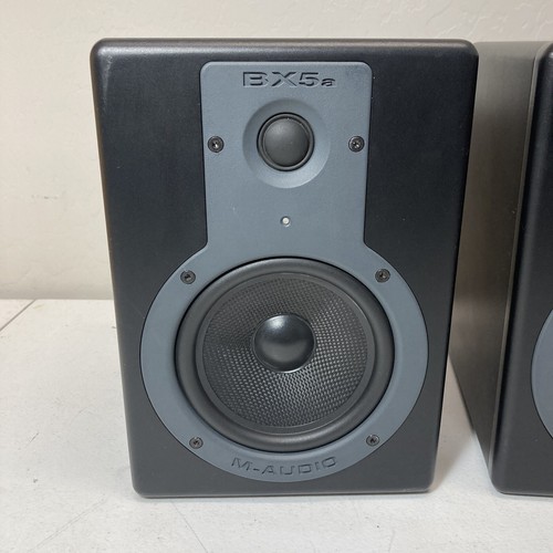 PAIR of M-Audio Studiophile BX5a Deluxe Studio Reference Monitor Speakers REFURB - Picture 2 of 9