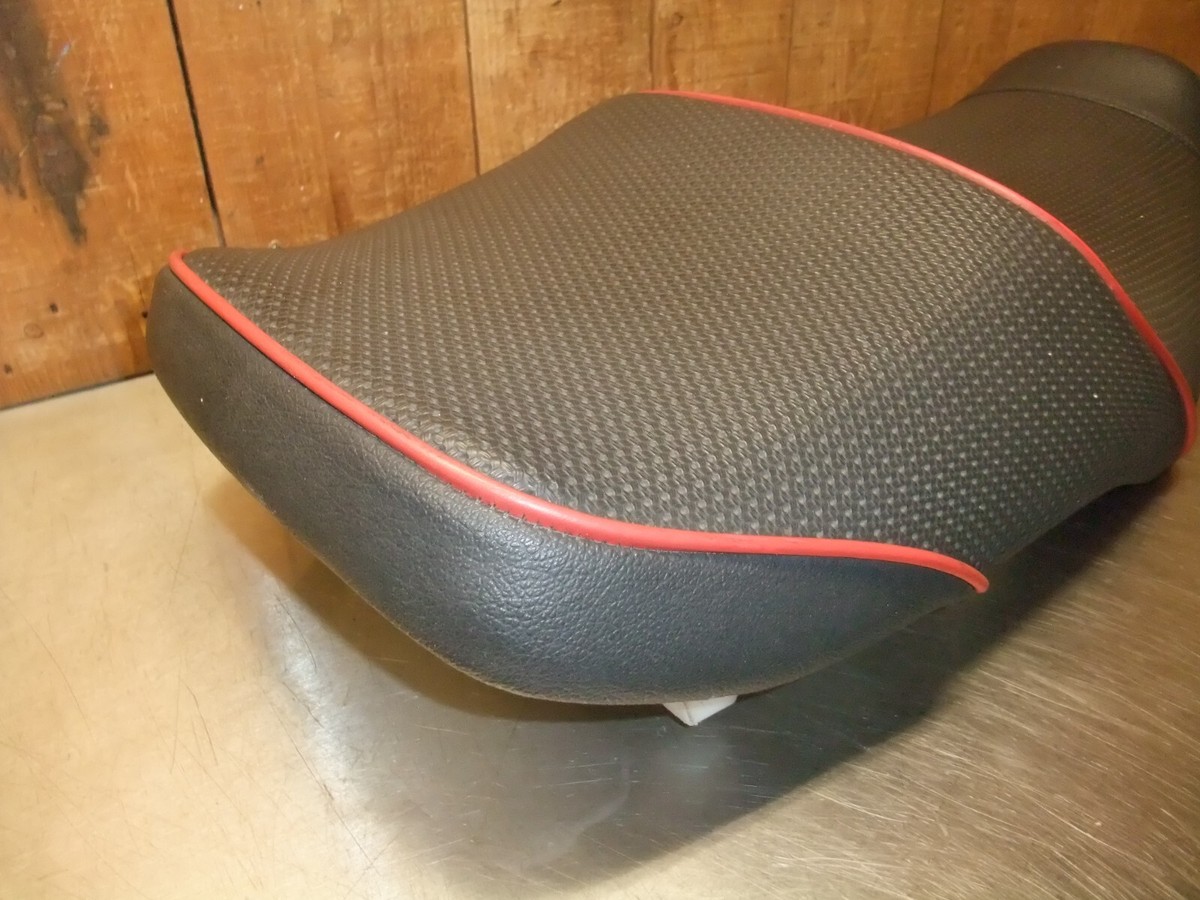 Kawasaki ZRX 1200 S B1 2001 Seat Saddle VGC #232 | eBay Kawasaki ZRX 1200 S B1 2001 Seat Saddle VGC #232 | eBay