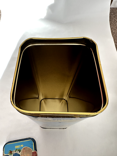 Amaretti Virginia Metal Blue Empty Colllectible Tin - Picture 7 of 9