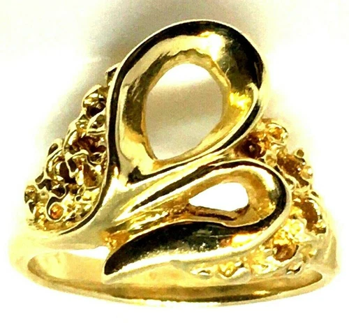 Ladies CORAL NUGGET Ring, 14K Yellow GOLD, 13.8mm Wide,  Size 6