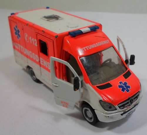 SIKU VTG No 2108 AMBULANCE RTW 2-5 RETTUNGSDIENST 5'' DIE-CAST TOY CAR - Picture 6 of 12