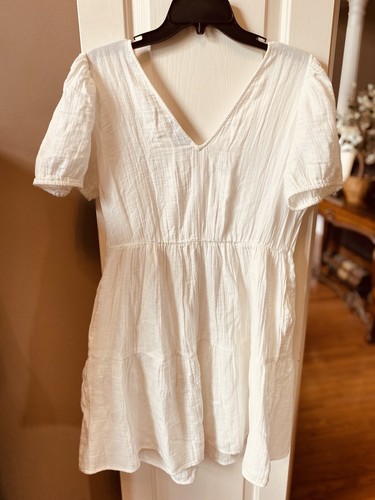 Gap White Summer Cotton Dress Size Medium NWT - Picture 2 of 6