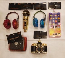 1 Robert Stanley Glass Christmas Ornament: Electronics Headphone Microphone Etc.