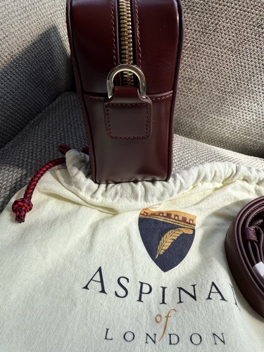 ASPINAL OF LONDON Smooth Claret LEATHER Camera Bag RRP £295. - Picture 11 of 15