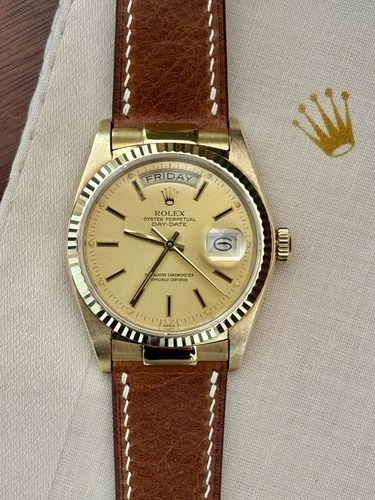 Rolex Day Date 18038 18k Vintage Watch Unpolished Box Champagne Dial Mint