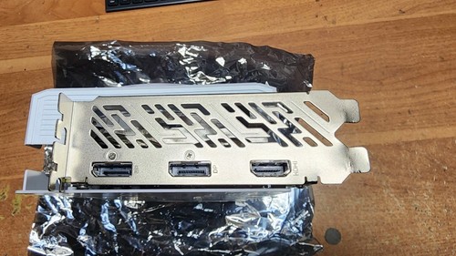 ASRock Steel Legend Radeon RX 9060 XT 8GB GDDR6 PCI Express 5.0 x16 Graphics Car - Picture 3 of 8