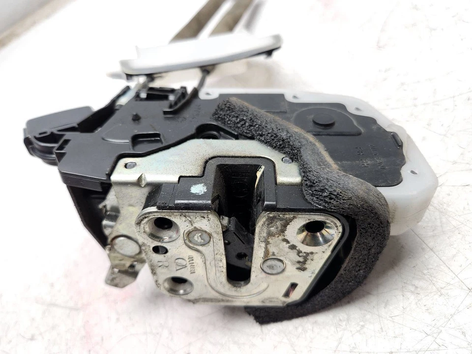 Actuador de bloqueo delantero derecho Nissan Máxima 2009-2014 OEM 80500-ZY80A Foto 4 de 4