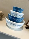 Pyrex Vintage Blue Garland Snowflake Nesting Mixing Bowls Set 401-404