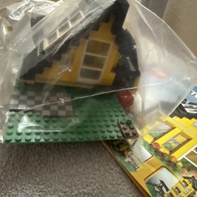 LEGO Creator 4996 Beach House Used complete set with instructions 