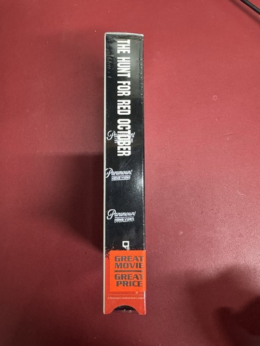 THE HUNT FOR RED OCTOBER 1990 VHS/SEAN CONNERY/NEW & SEALED WITH WATERMARKS! - Picture 2 of 6