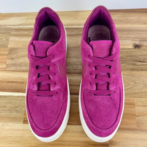 Nike Air Force 1 AF1 Sage Plataforma Baja Gamuza Púrpura Tenis Zapatos para Mujer 8 - Imagen 2 de 12