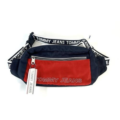 Neu Tommy Hilfinger Jeans TJM Logo Umhängetasche verstellbar klassisch Herren