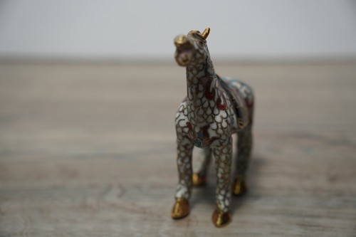 Vintage Miniature Chinese Cloisonné Enamel Horse Figurine Gold Accent 2" - Picture 4 of 6
