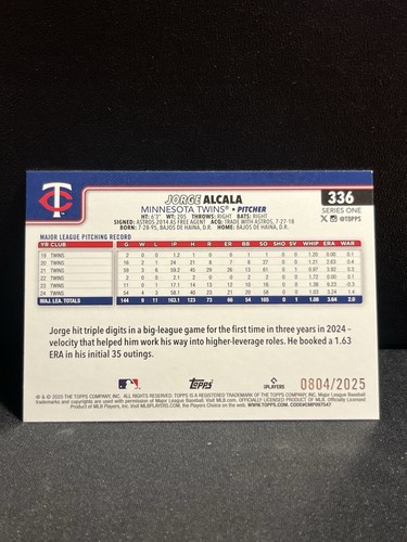 Jorge Alcala 2025 Topps Series 1 #336 Gold #/2025 Minnesota Twins M/NM - Bild 2 von 6