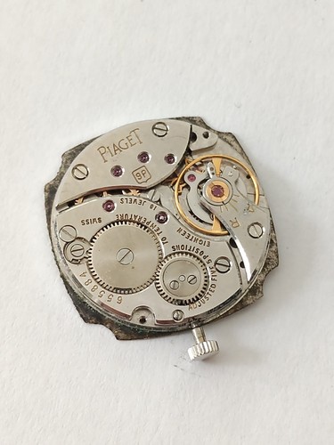 Vintage PIAGET 9P Manual Wind movement (R-2900) - Picture 3 of 4