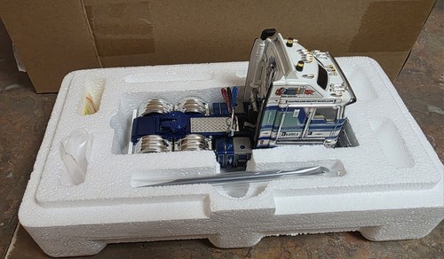 Drake Collectibles Kenworth K200 'Mactrans DVA' Z01533 - Picture 4 of 6