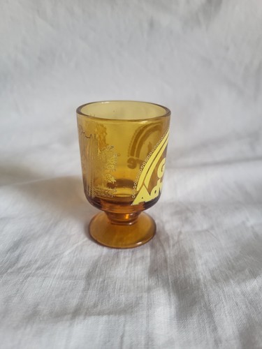 Vaso ámbar de recuerdo parque de atracciones gran aventura de colección Six Flags - Imagen 2 de 9