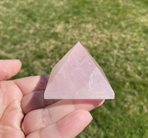 Rose Quartz Pyramid 3.5oz 101g 50mm 1.5” tall 2” wide