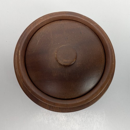 Trinket Box Vintage Wood Hawaii Hand Carved Jewelry Stash Engagement Ring Box - Picture 5 of 9