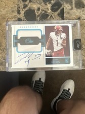 2022 Panini One - Rookie Dual Patch Autographs Blue #35 Jahan Dotson /75 (AU,...