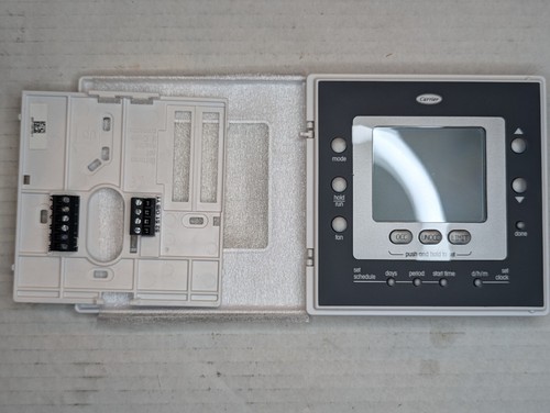 Carrier 33CSCPACHP-01 Comfort Pro Programmable Commercial Thermostat - Picture 1 of 2