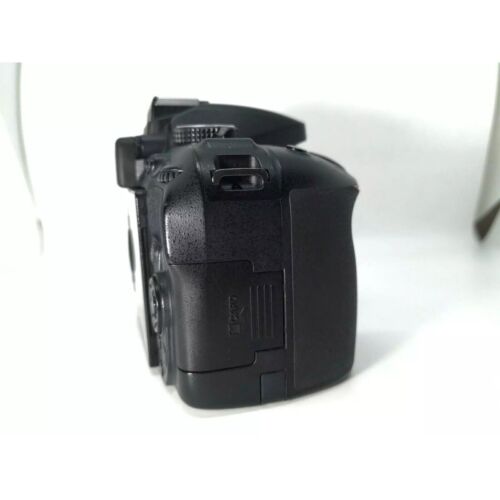 Nikon D5300 Digital Camera 24.2MP Vintage Black Body Only Built-in Flash, GPS - Picture 12 of 12