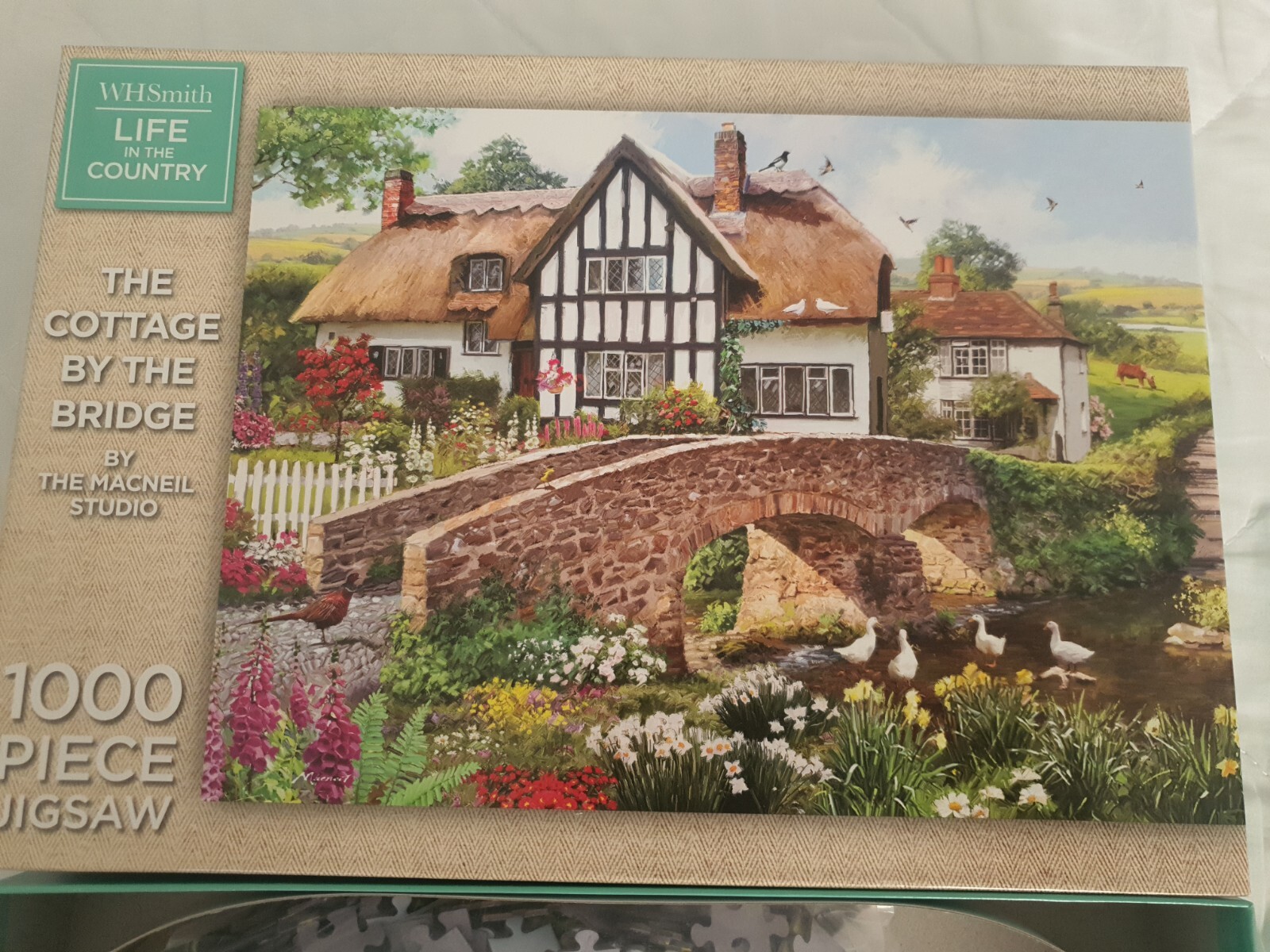 WHSmith Life In The Country The Cottage By The Bridge 1000 Piece Jigsaw