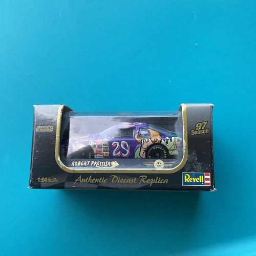 Revell 1:64 Scale 1997 Scooby~Doo NASCAR #29 Limited Edition - Picture 5 of 5